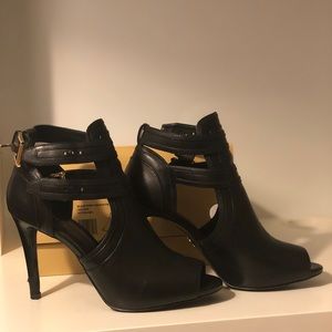 MICHAEL Michael Kors Booties - Very Good Condition